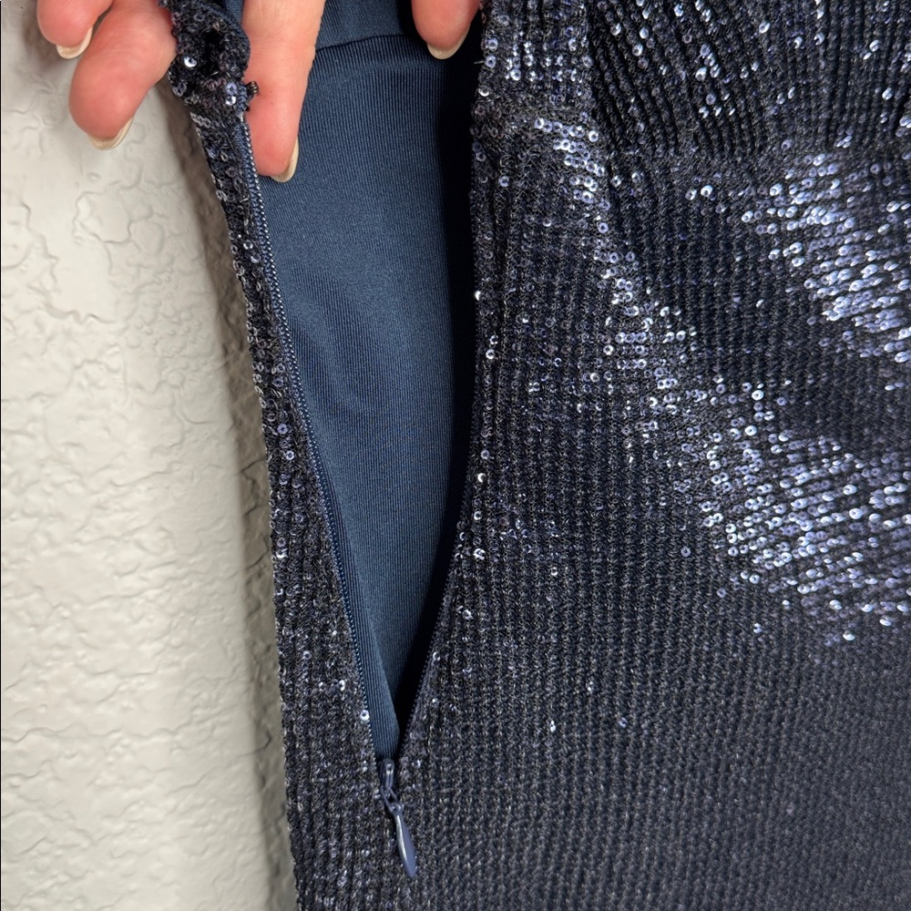 Lovers + Friends Sequin Mini Dress Short Sleeve Bodycon Cocktail Glam Navy XXS - Picture 6 of 7